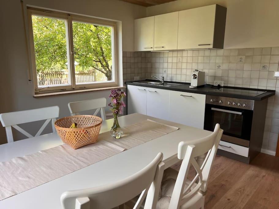 Wunderschoene Wohnung In Perfekter Lage Hilpoltstein Luaran gambar